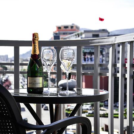 Horizont Apart-Hotel Shkoder Bagian luar foto