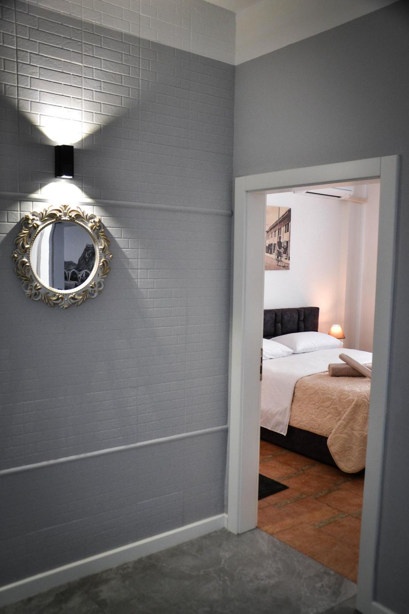 Horizont Apart-Hotel Shkoder Bagian luar foto