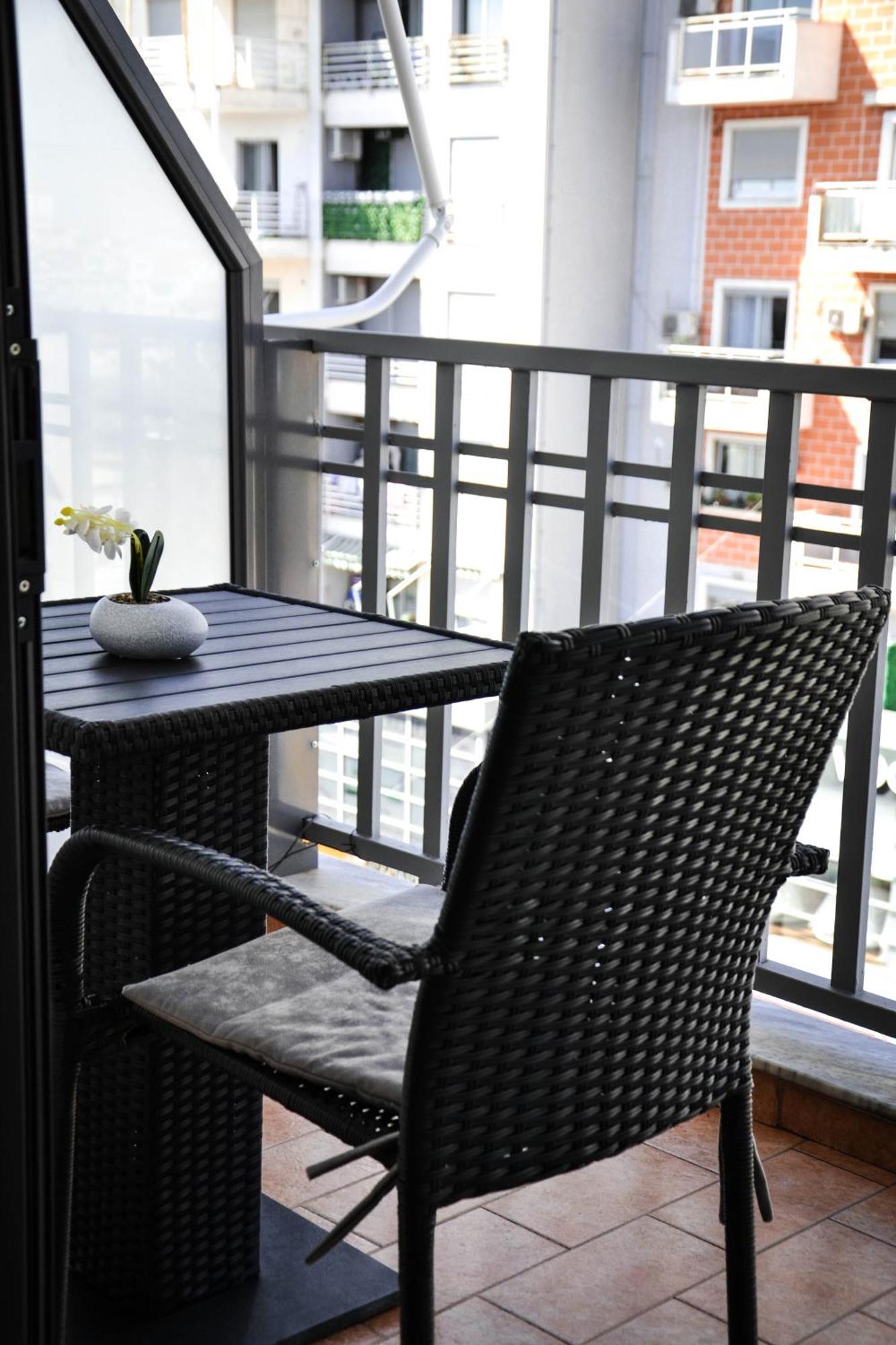 Horizont Apart-Hotel Shkoder Bagian luar foto