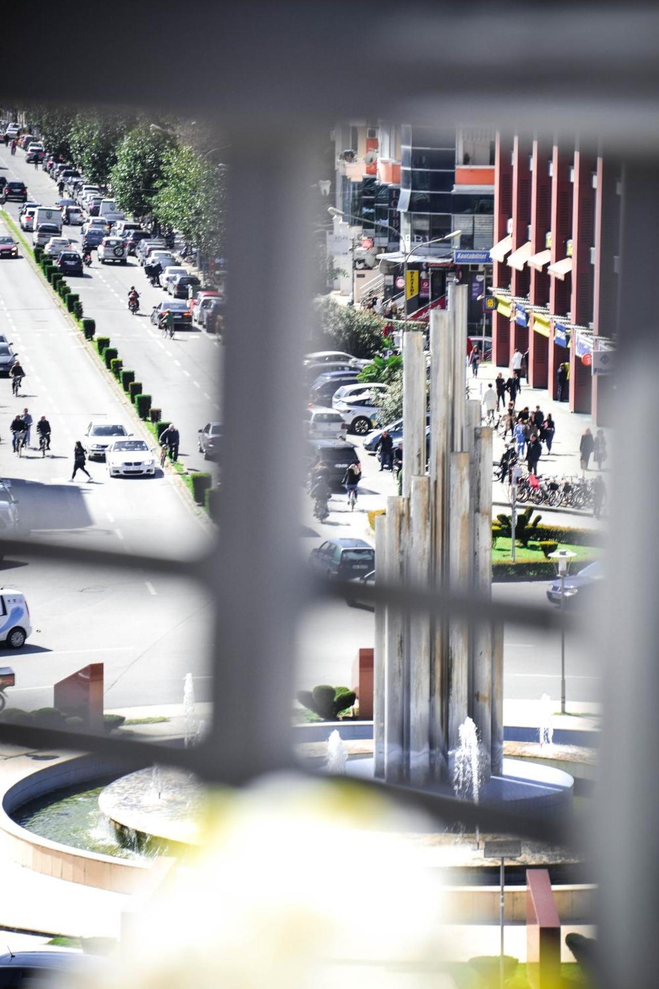 Horizont Apart-Hotel Shkoder Bagian luar foto