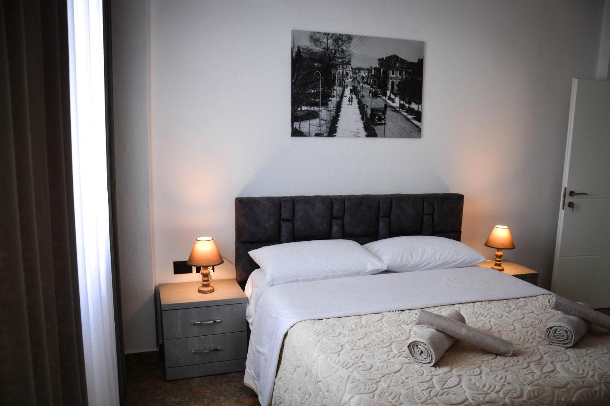 Horizont Apart-Hotel Shkoder Bagian luar foto